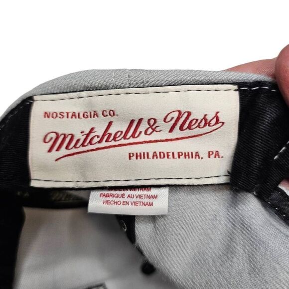 Brooklyn Nets Wool Hat Cap Snap Back Gray Mitchell and Ness NBA Basketball Adult - Picture 8 of 10